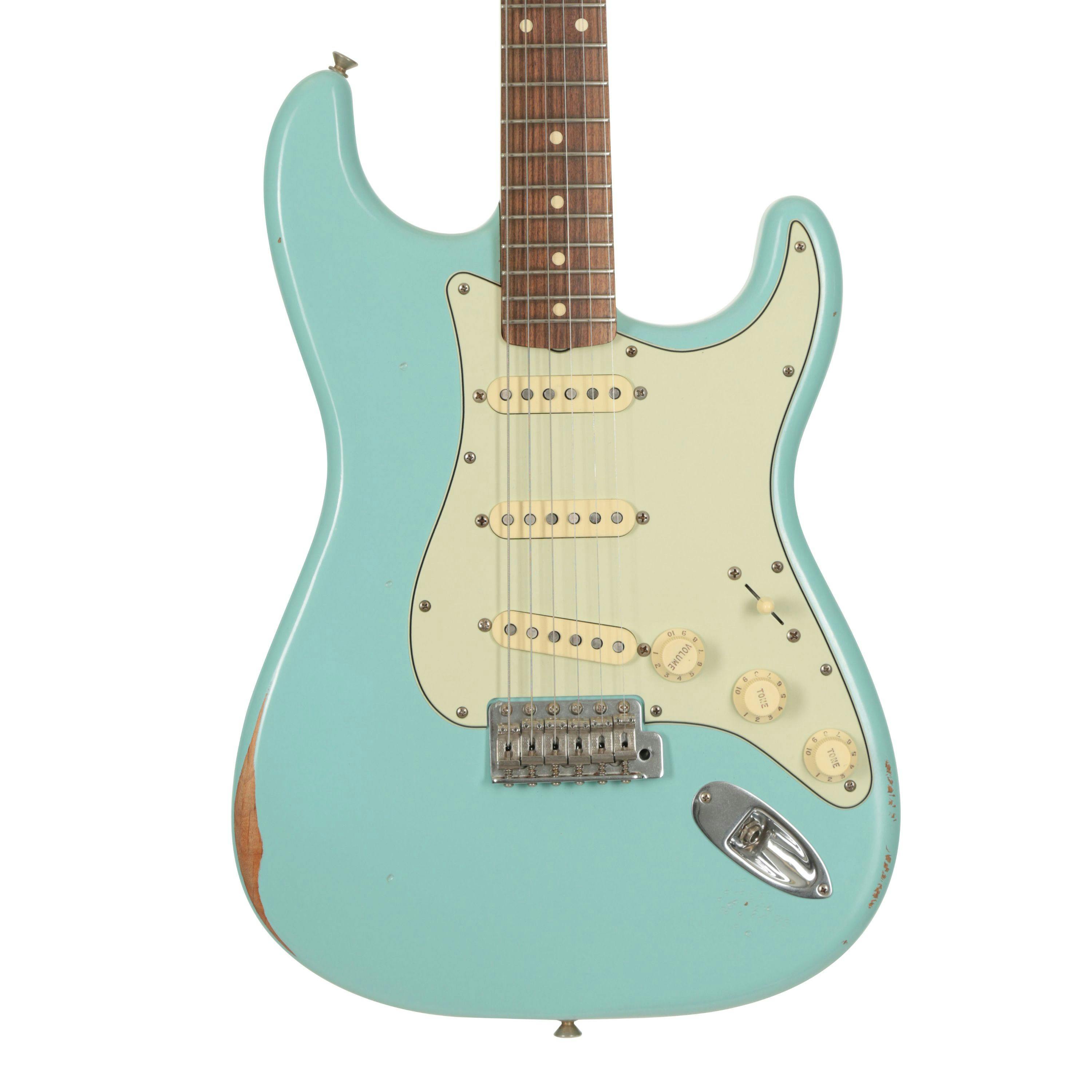 Fender Road Worn FSR 60s Strat PF in Daphne Blue with American Vintage 59 Pickups